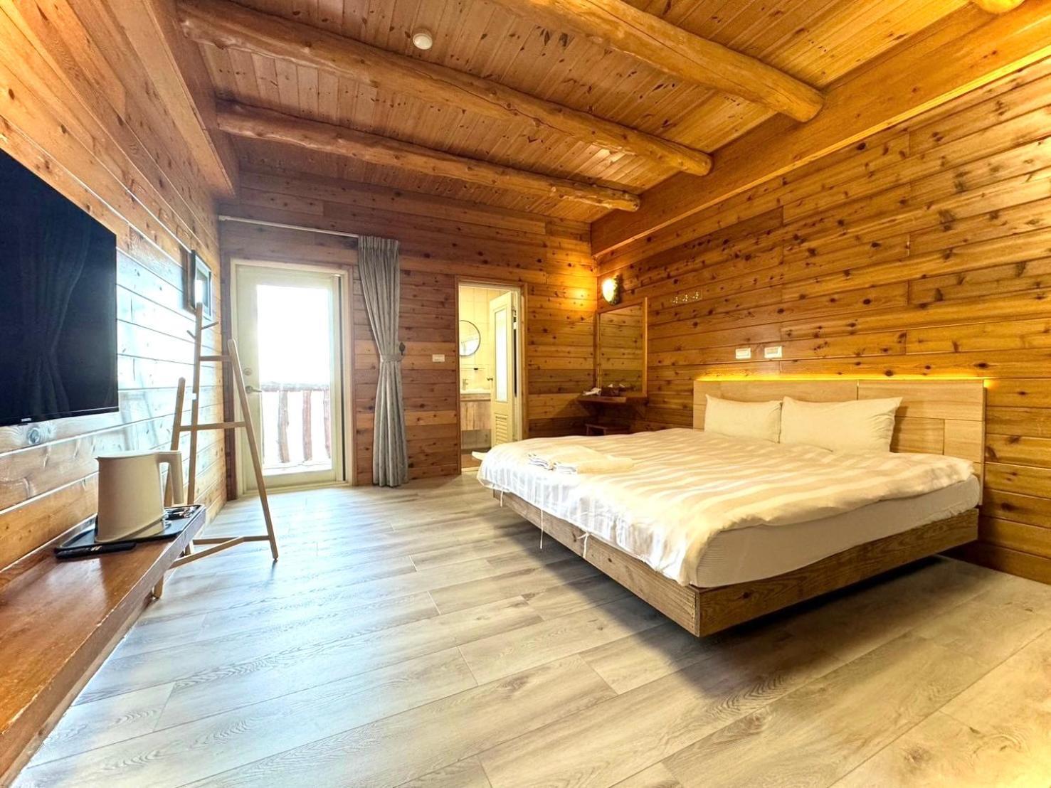 Dingdai Glass Villa Ренай Экстерьер фото