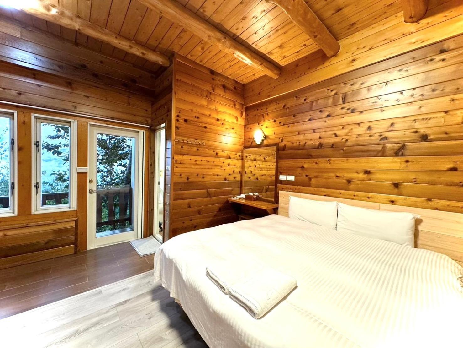 Dingdai Glass Villa Ренай Экстерьер фото